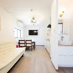 323 Namba -4F